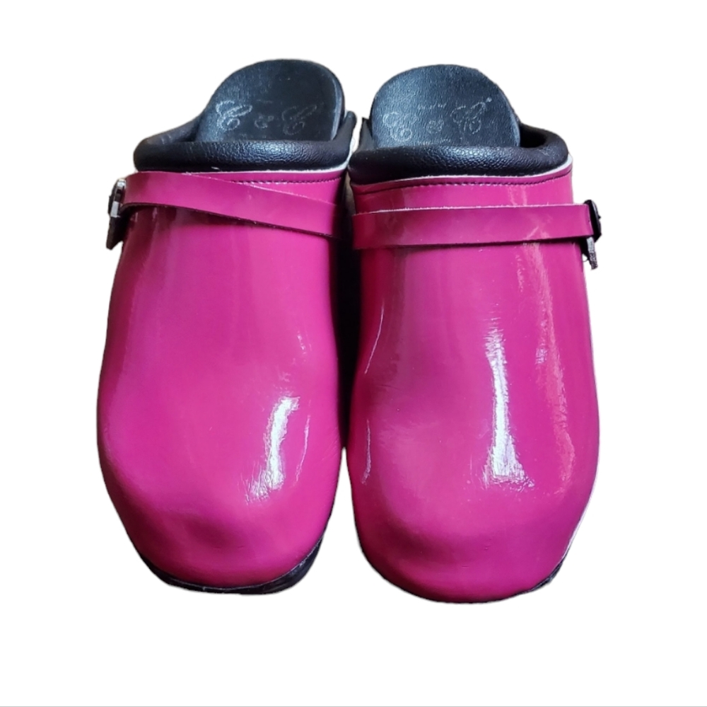 C and C - Pink Patent Leather Clogs Size 40